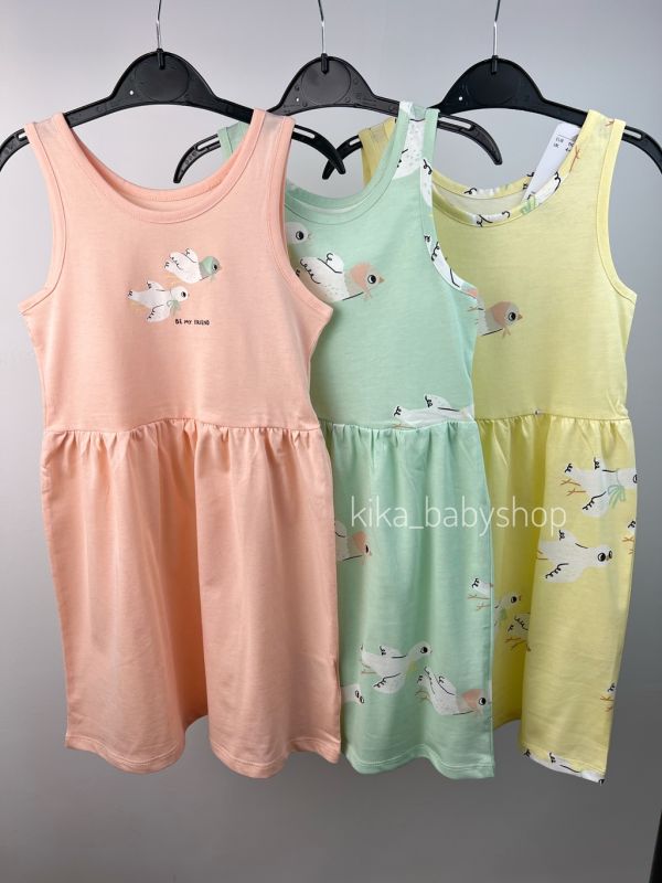 Сукні H&M на 4-6 років